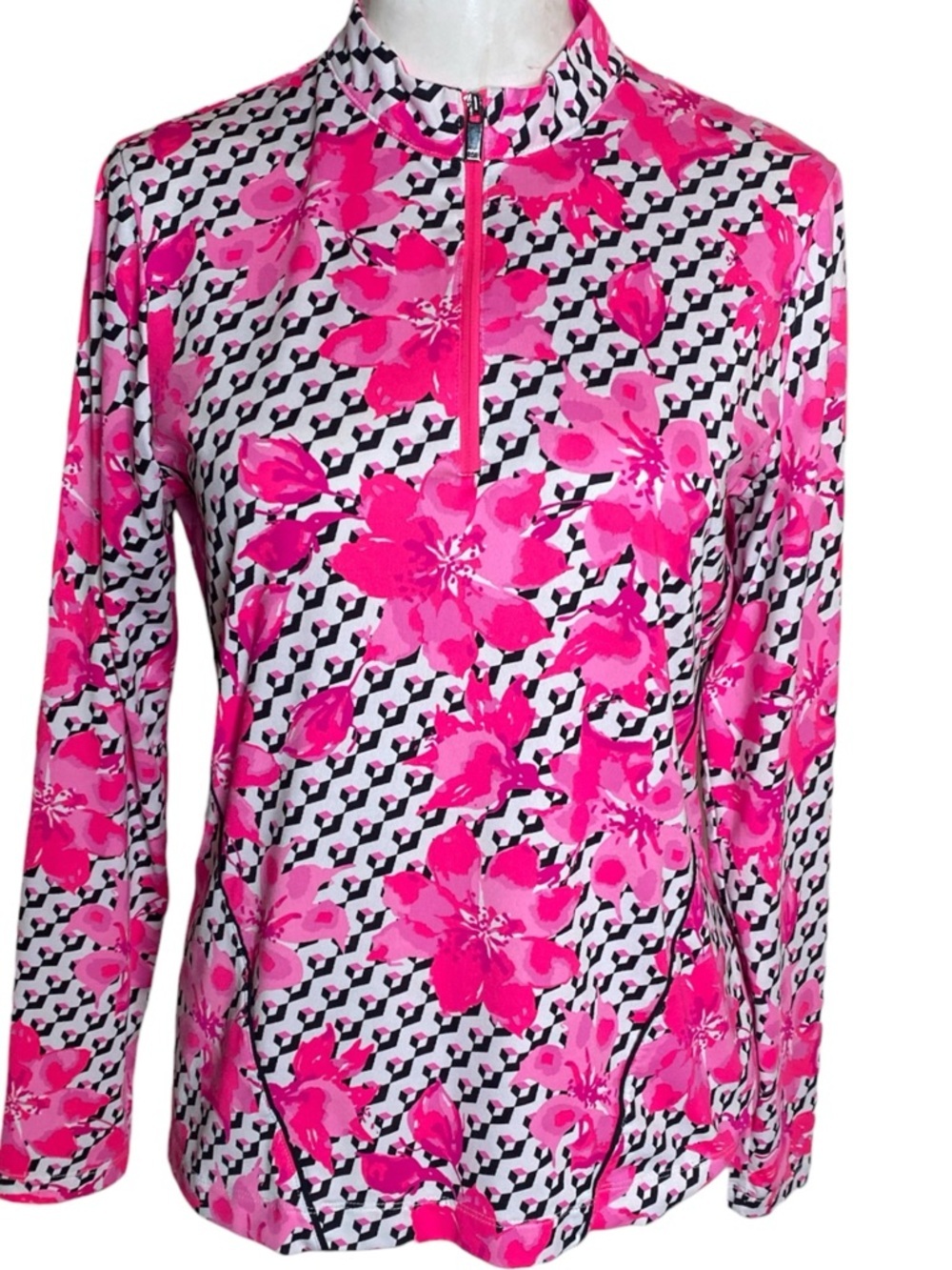Tail White. Pink Floral Half-Zip Performance Top Size M